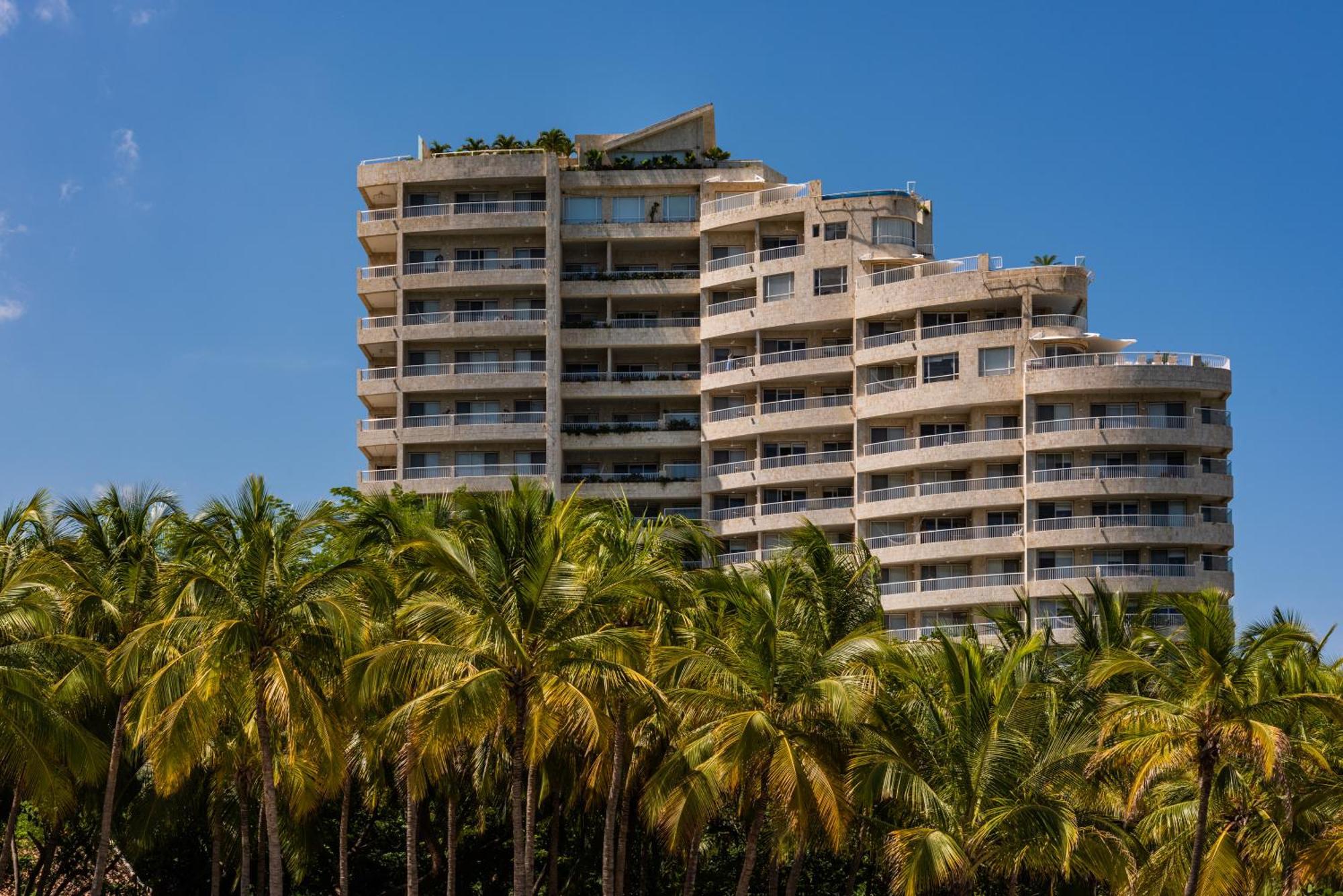 Hotel Irotama Del Sol — Photos 1